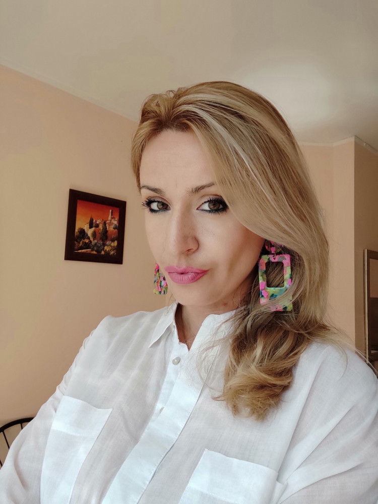 Диана Богданова-Николова, психолог в София